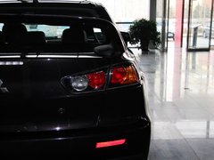 2010款 2.0L 自动 BBS轮毂版5座