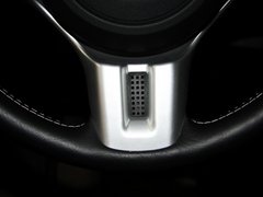 2010款 2.0L 自动 BBS轮毂版5座