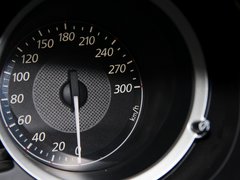 2010款 2.0L 自动 BBS轮毂版5座
