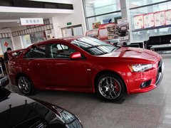 2010款 2.0L 自动 BBS轮毂版5座