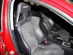 2010款 2.0L 自动 BBS轮毂版5座