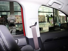 2010款 2.0L 自动 BBS轮毂版5座