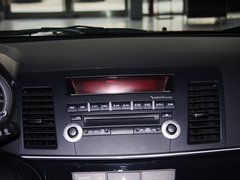 2010款 2.0L 自动 BBS轮毂版5座