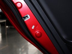 LANCER 2010款 2.0L 自动 BBS轮毂版5座