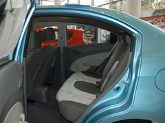 2010款 三厢 1.2SE 手动 理想版