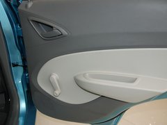 2010款 三厢 1.2SE 手动 理想版