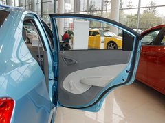2010款 三厢 1.2SE 手动 理想版