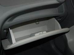 2010款 三厢 1.2SE 手动 理想版