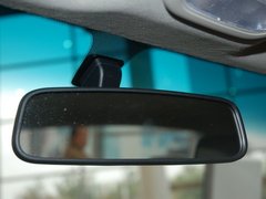 2010款 三厢 1.2SE 手动 理想版