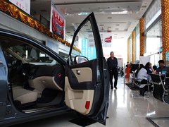 2010款 1.6L 自动 舒适型 GL