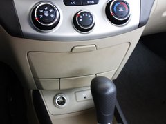 2010款 1.6L 自动 舒适型 GL