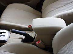 2010款 1.6L 自动 舒适型 GL