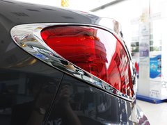 2010款 1.6L 自动 舒适型 GL