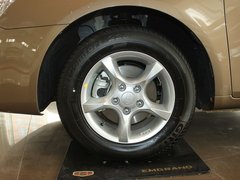 2010款 1.8L 手动 标准型