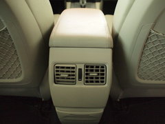 2010款 2.5L CVT 豪华版
