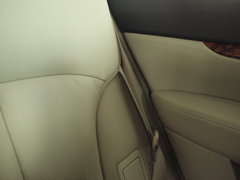 2010款 2.5L CVT 豪华版