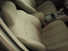 2010款 2.5L CVT 豪华版