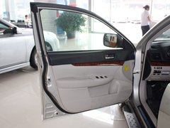 2010款 3.6L 自动 豪华版