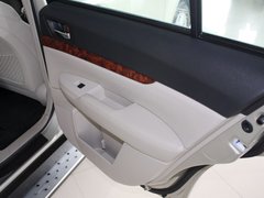 2010款 3.6L 自动 豪华版