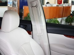 2010款 3.6L 自动 豪华版