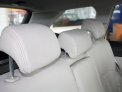 2010款 3.6L 自动 豪华版