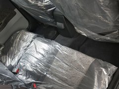 2010款 1.6 自动 三厢 精英型