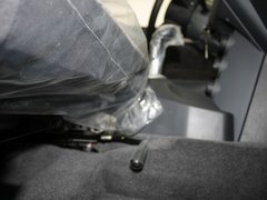 2010款 1.6 自动 三厢 精英型