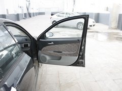 2010款 1.6 自动 三厢 精英型