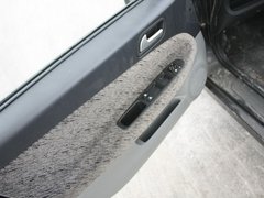 2010款 1.6 自动 三厢 精英型