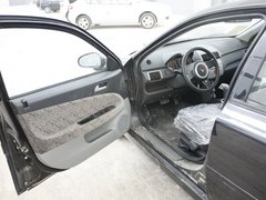 2010款 1.6 自动 三厢 精英型