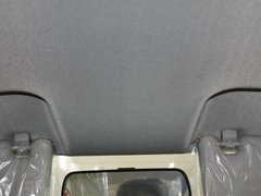 2010款 1.6 自动 三厢 精英型
