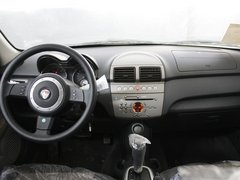 2010款 1.6 自动 三厢 精英型