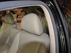 2010款 600hL 5.0 CVT 尊贵加长版