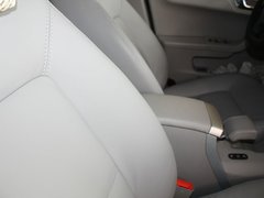 2010款 2.0T 手动 尊贵型