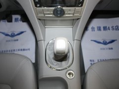 2010款 2.0T 手动 尊贵型