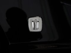 2010款 2.5L AT V6 Royal真皮天窗版