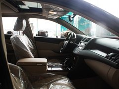 2010款 2.5L AT V6 Royal真皮天窗版