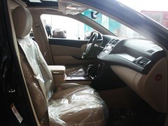 2010款 2.5L AT V6 Royal真皮天窗版