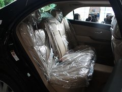 2010款 2.5L AT V6 Royal真皮天窗版