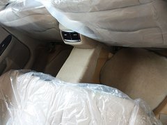 2010款 2.5L AT V6 Royal真皮天窗版