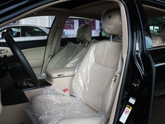 2010款 2.5L AT V6 Royal真皮天窗版