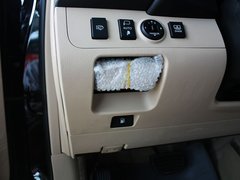 2010款 2.5L AT V6 Royal真皮天窗版