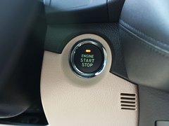 2010款 2.5L AT V6 Royal真皮天窗版
