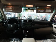 2010款 2.5L AT V6 Royal真皮天窗版