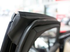 2010款 2.5L AT V6 Royal真皮天窗版