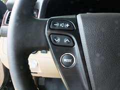 2010款 2.5L AT V6 Royal真皮天窗版