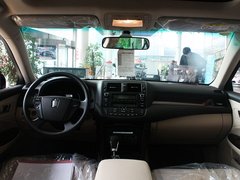 2010款 2.5L AT V6 Royal真皮天窗版
