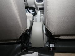 2009款 1.4L 手动 阳光版 标准型 8座