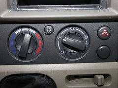 2009款 1.4L 手动 阳光版 标准型 8座