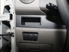 2009款 1.4L 手动 阳光版 标准型 8座